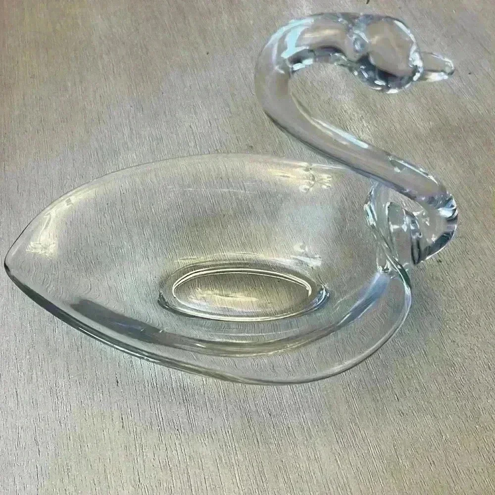 Vintage Duncan & Miller swan candy dish